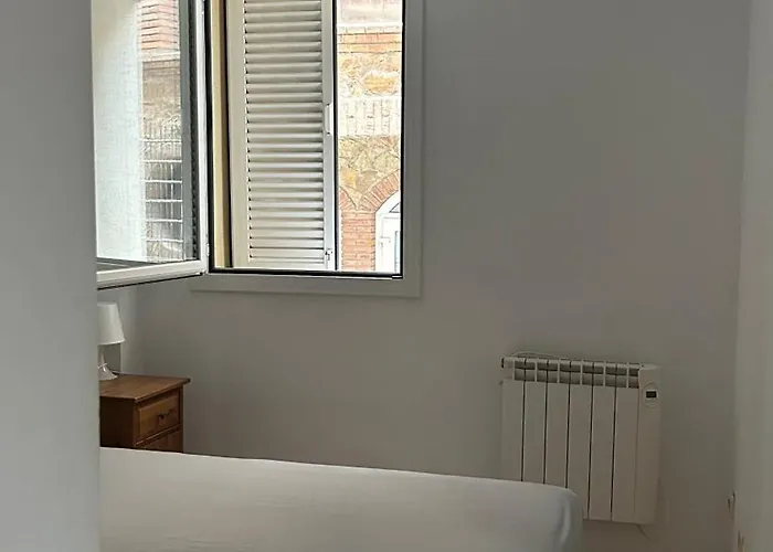 Centrico A 150 Metros De La Playa. Parking* Апартаменти *