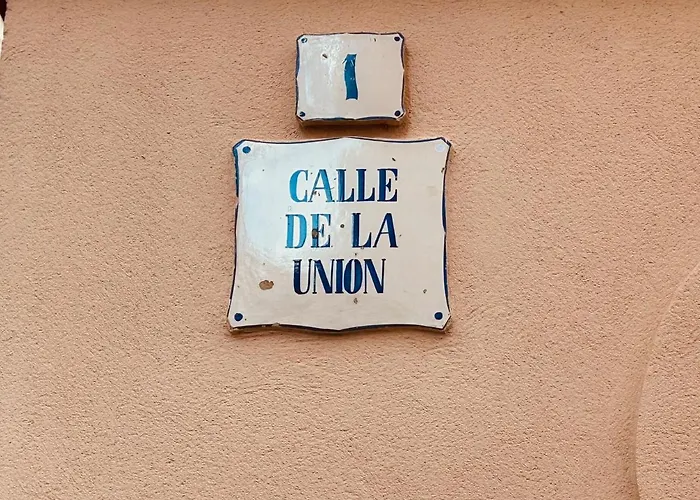 Céntrico A 150 Metros De La Playa. Parking* Appartement *